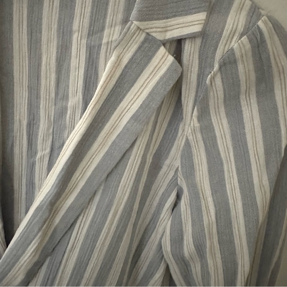 Blue and White Striped Blazer - Picture 5 of 8